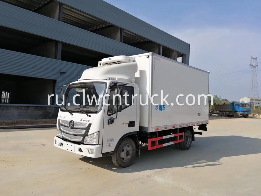 FOTON refrigerator van truck price